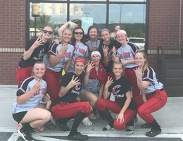 Lady Bison Softball in the Final Four!